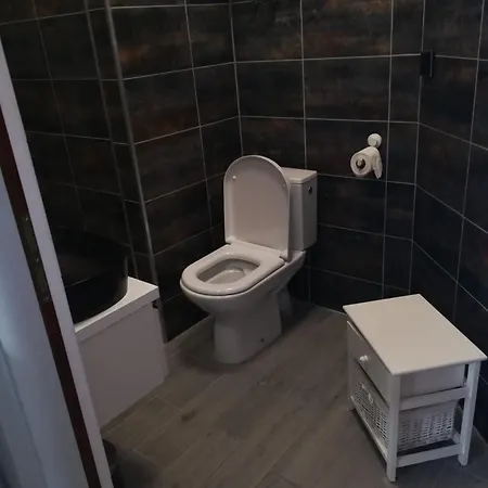 Bonjour Apartment *
